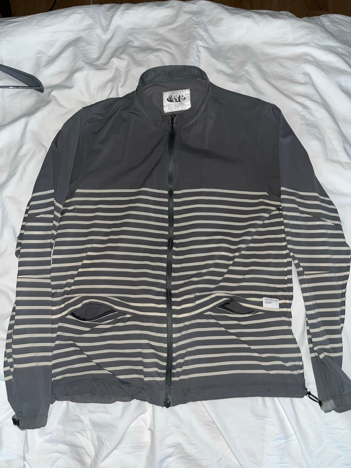 언더커버 언더맨 스트라이프 윈드브레이커 2사이즈 상품이미지3