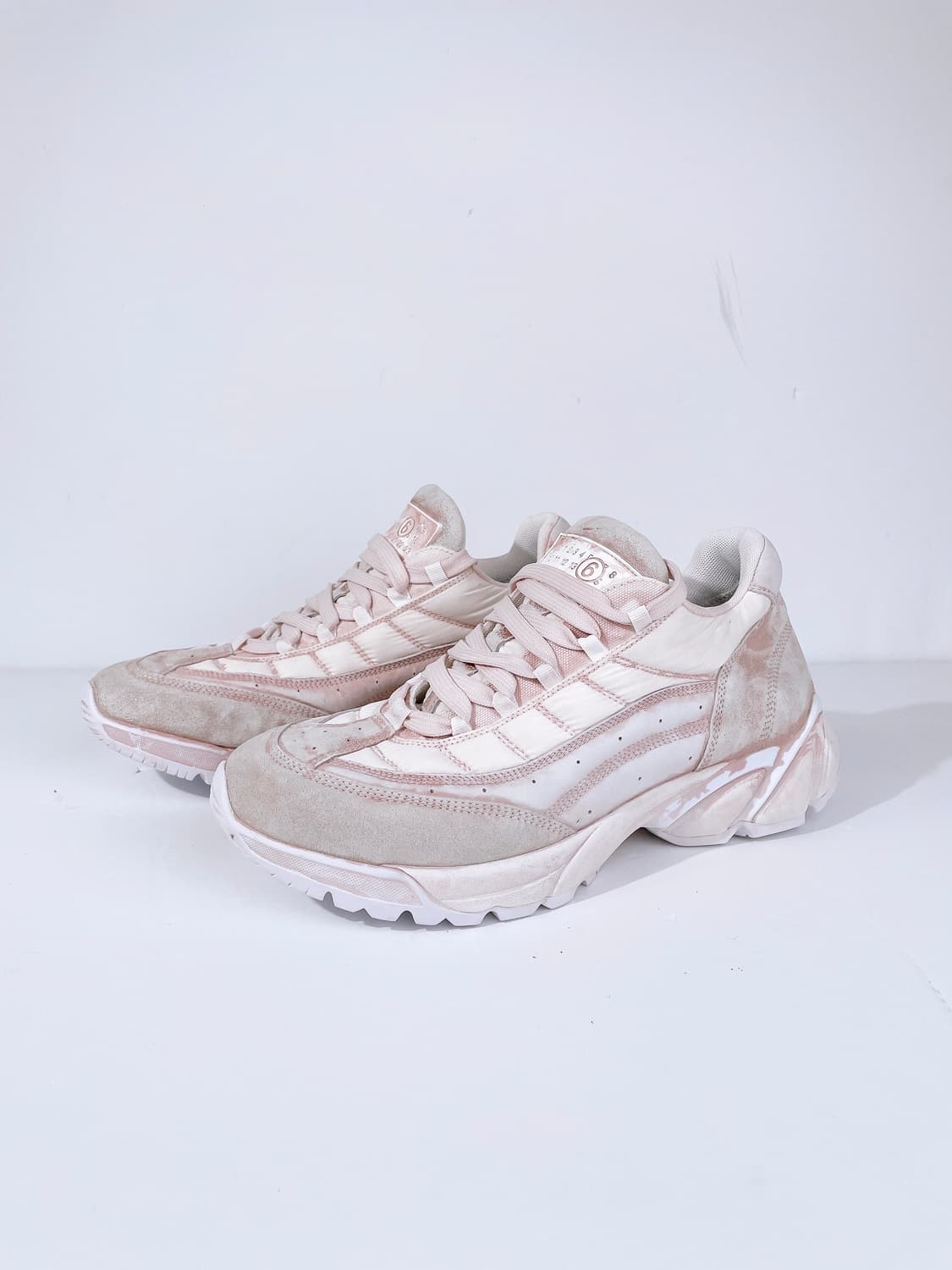 (정품/새상품) MM6 남성 핑크 디스트레스트 이펙트 로우 스니커즈 상품이미지3