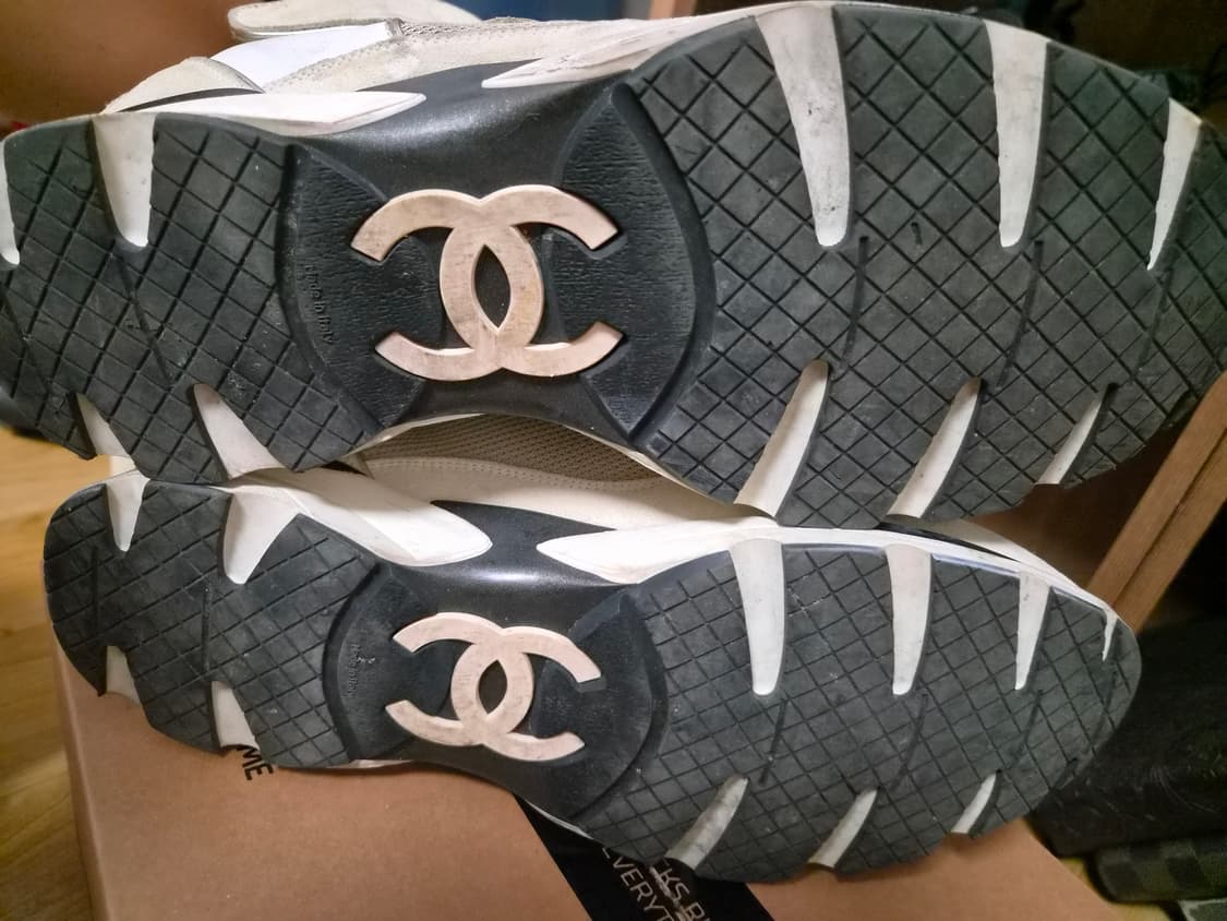 (정품) CHANEL CC로고  크루즈 하이탑 스트랩 상품이미지3