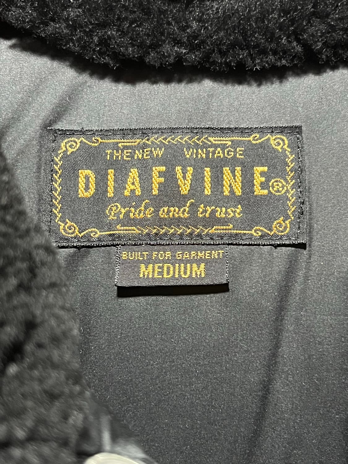 디아프바인 록키 레더 판넬 다운 자켓 무스탕 패딩 상품이미지6