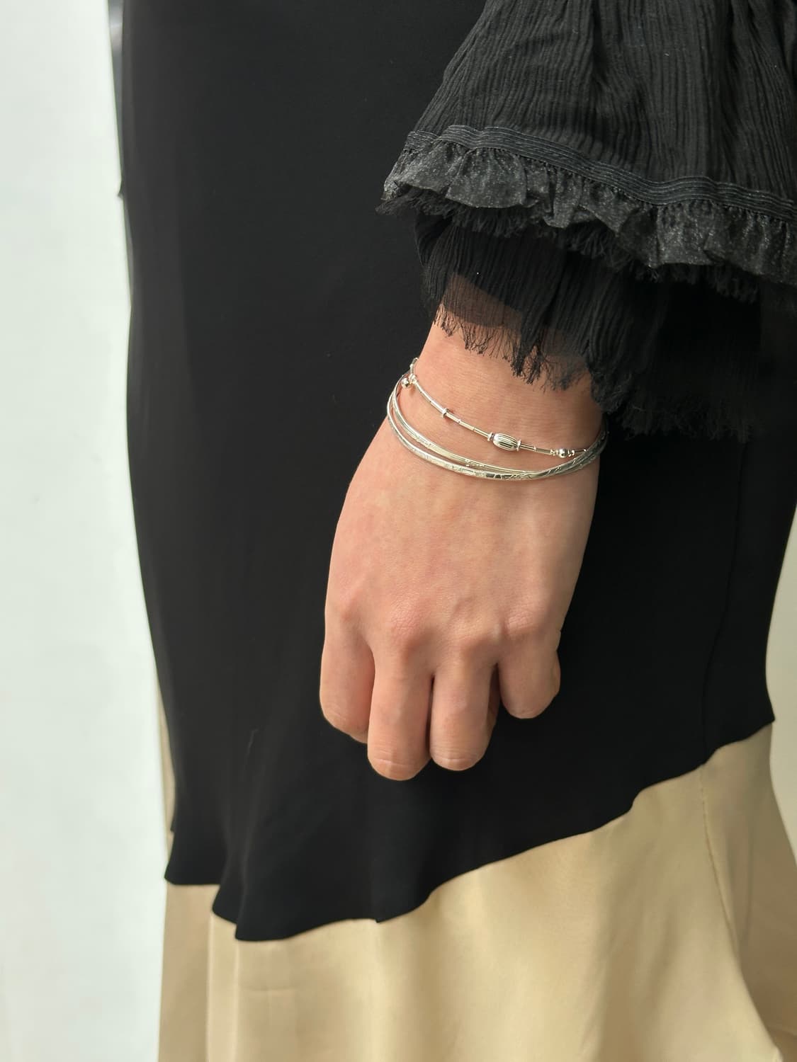 Antique-Inspired Silver Mix Bracelet 상품이미지4