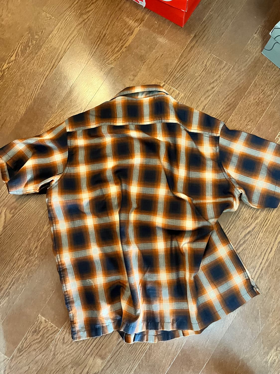 아웃스탠딩 옴브레 셔츠 상품이미지2