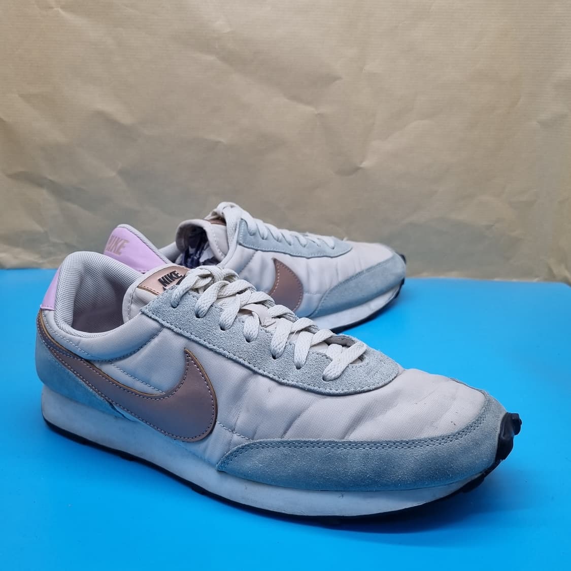 나이키 데이브레이크 메탈골드 운동화285 상품이미지1