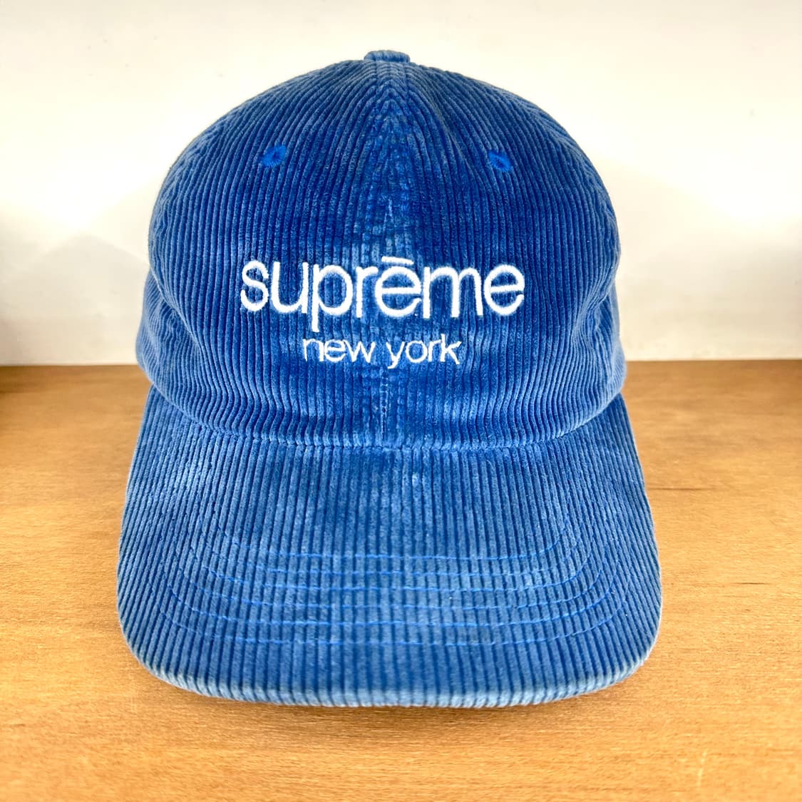 슈프림 클래식 로고 코듀로이캡 상품이미지1