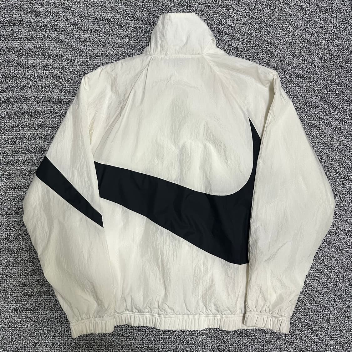 (L) 나이키 빅스우시 바람막이 자켓 화이트/블랙 상품이미지4