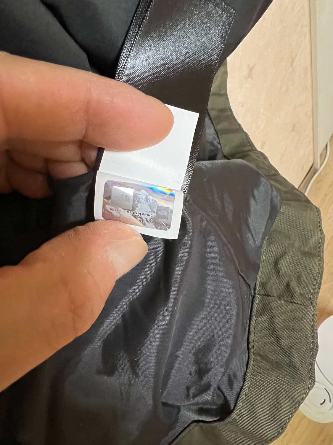 노스페이스 남성 2in1 패딩 점퍼 XL사이즈입니다 상품이미지7