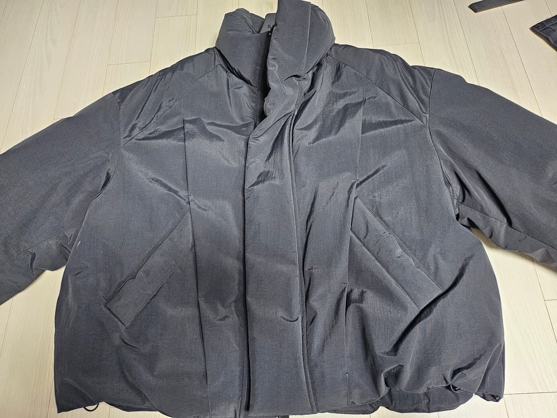 일코르소 플리츠 하이넥 숏 구스다운 점퍼 블랙 S 상품이미지3