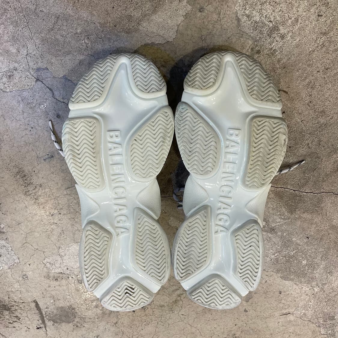  발렌시아가 트리플s 매쉬 스니커즈 상품이미지9