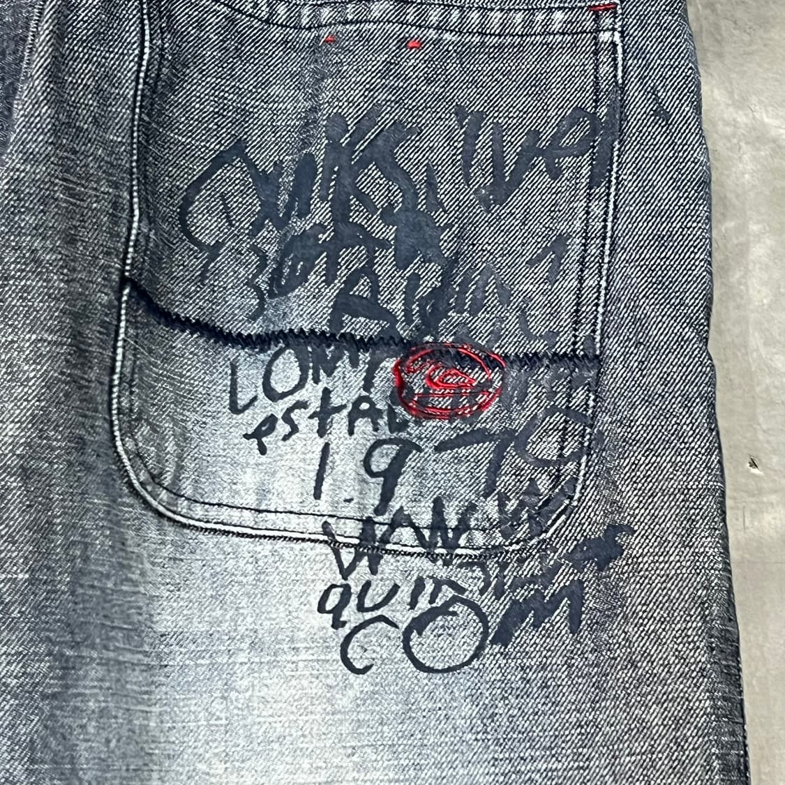  퀵실버 그래픽 카펜터 데님 팬츠 y15146 상품이미지4