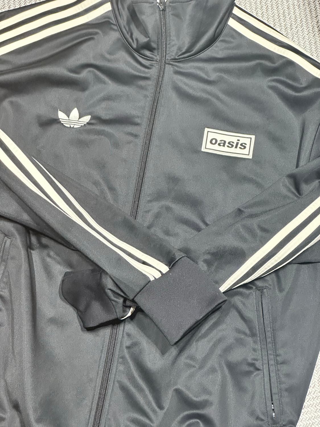 오아시스 아디다스 트랙탑 xxl 상품이미지1