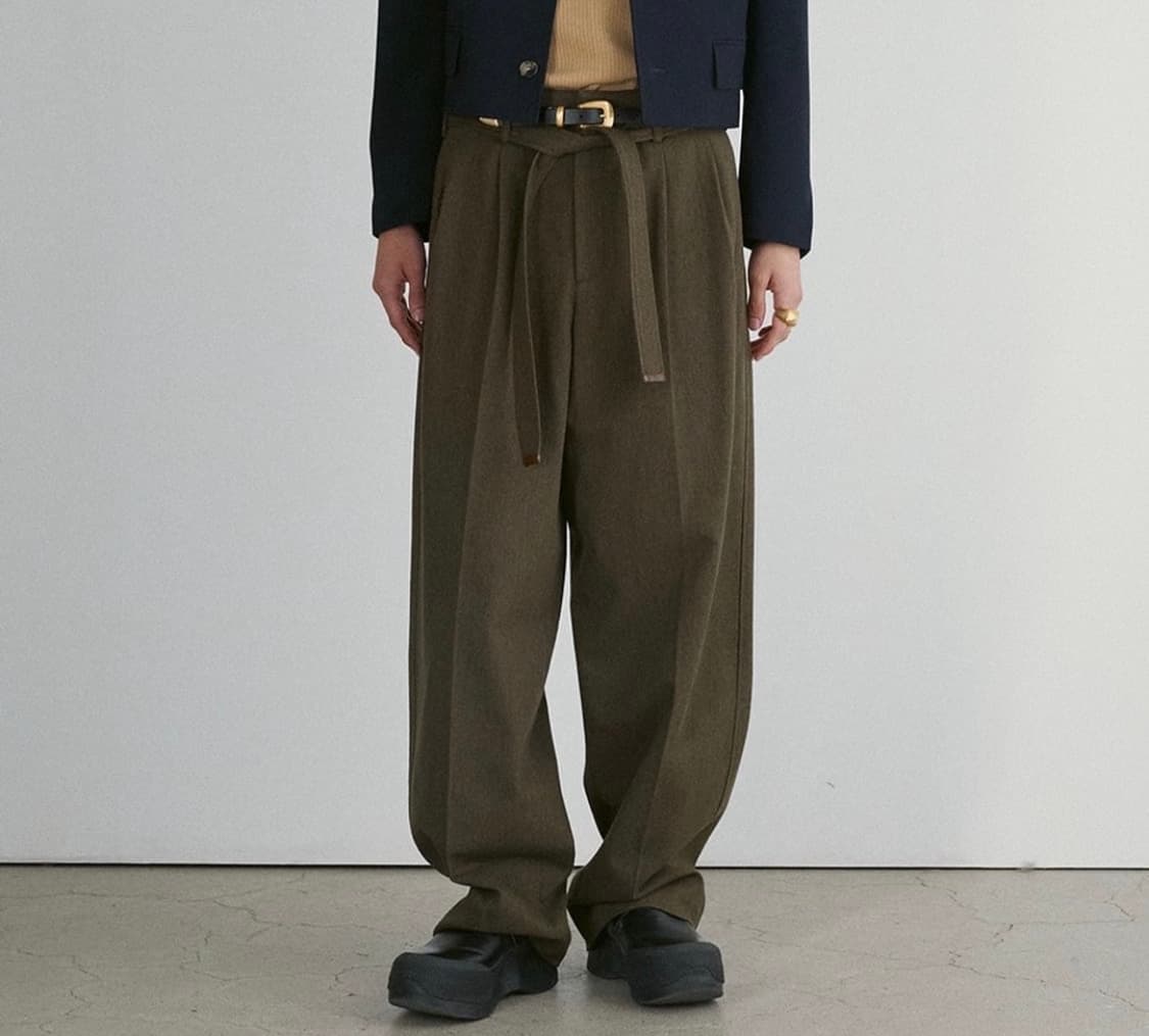 렉토 24F/W 벨트 디테일 하이웨스트 팬츠 카키 상품이미지4