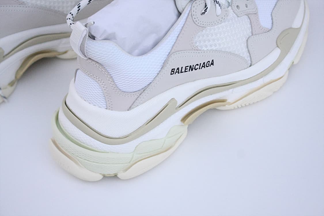 Balenciaga 발렌시아가 트리플S 스니커즈 화이트 단1회착용 신동급 상품이미지6