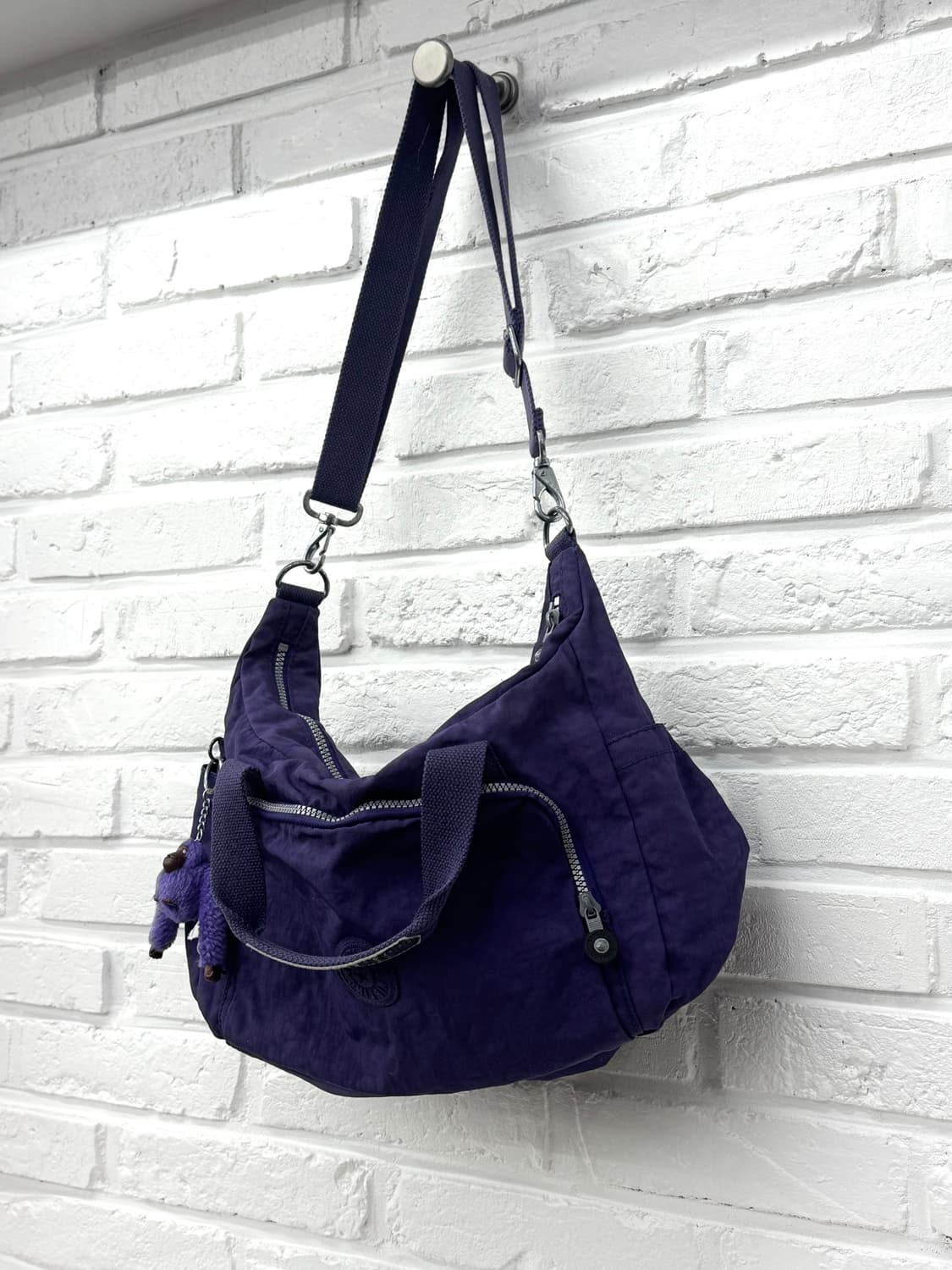 키플링 퍼플 크로스백 상품이미지3