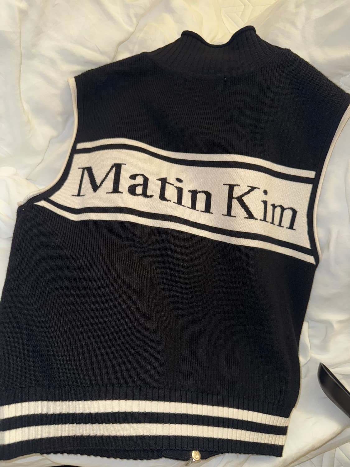 (W) Matin Kim Spell Point Stripe Knit Ve 상품이미지2