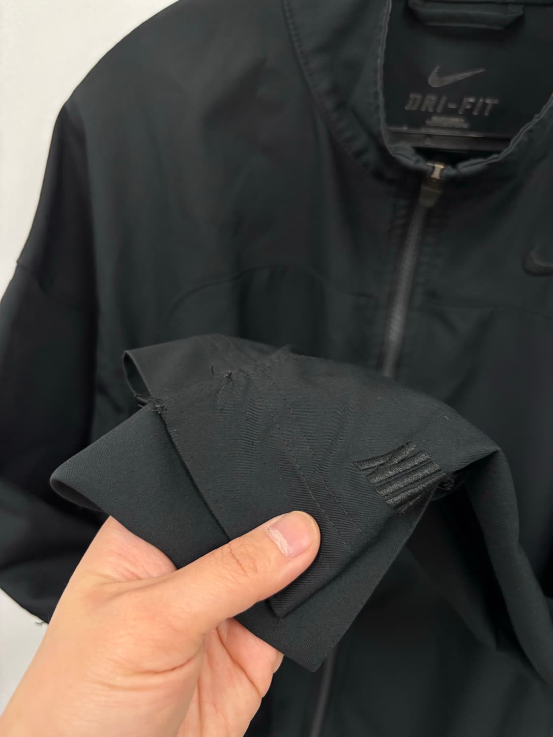 나이키 드라이핏 바람막이 상품이미지3