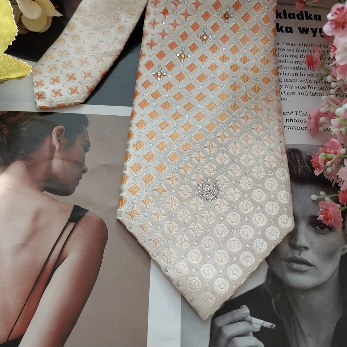 파코라반 실크 아이보리 패턴 넥타이 9.2cm 새상품 K1430
 상품이미지4