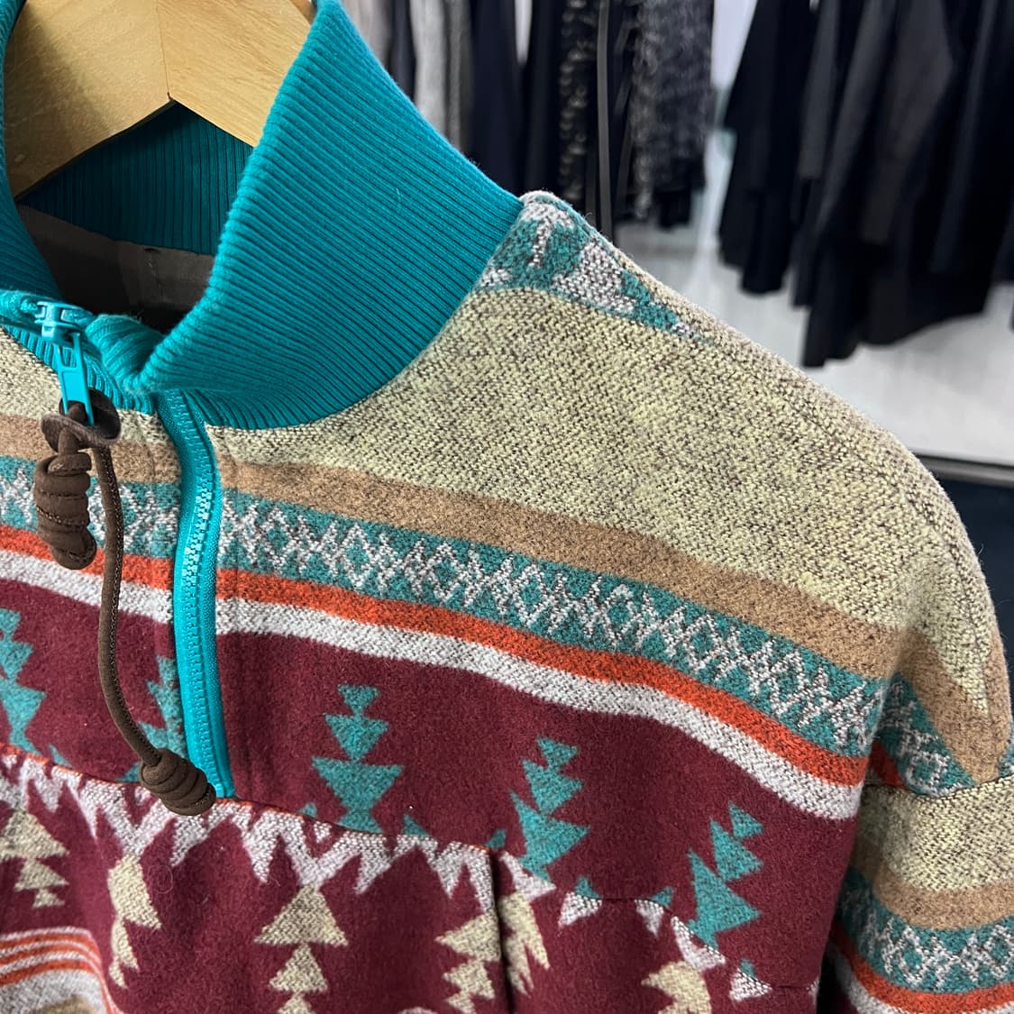 빈티지 하프집업 노르딕 크롭맨투맨 상품이미지3