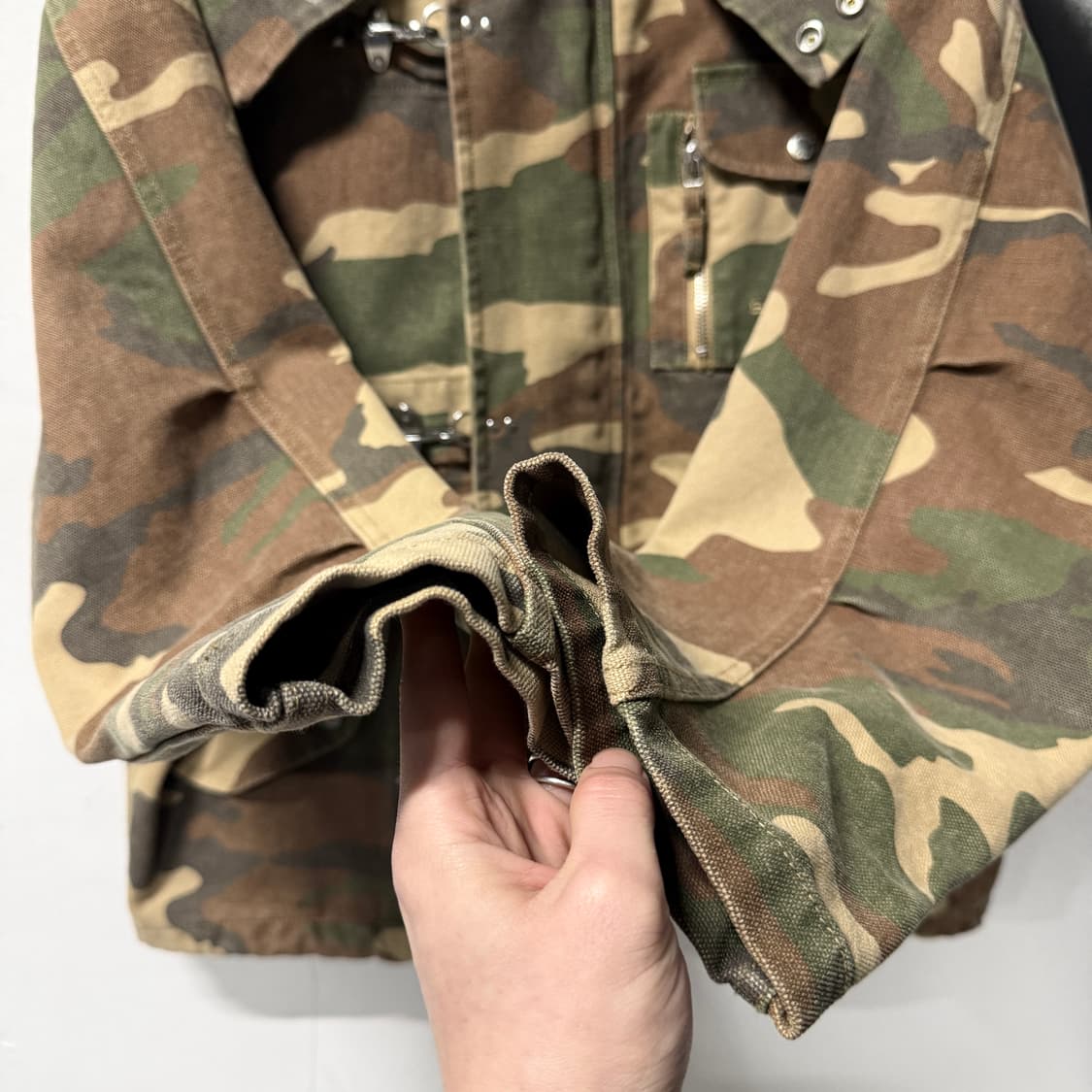 SS23 슈프림 캔버스 클립 자켓 탄 카모 상품이미지5