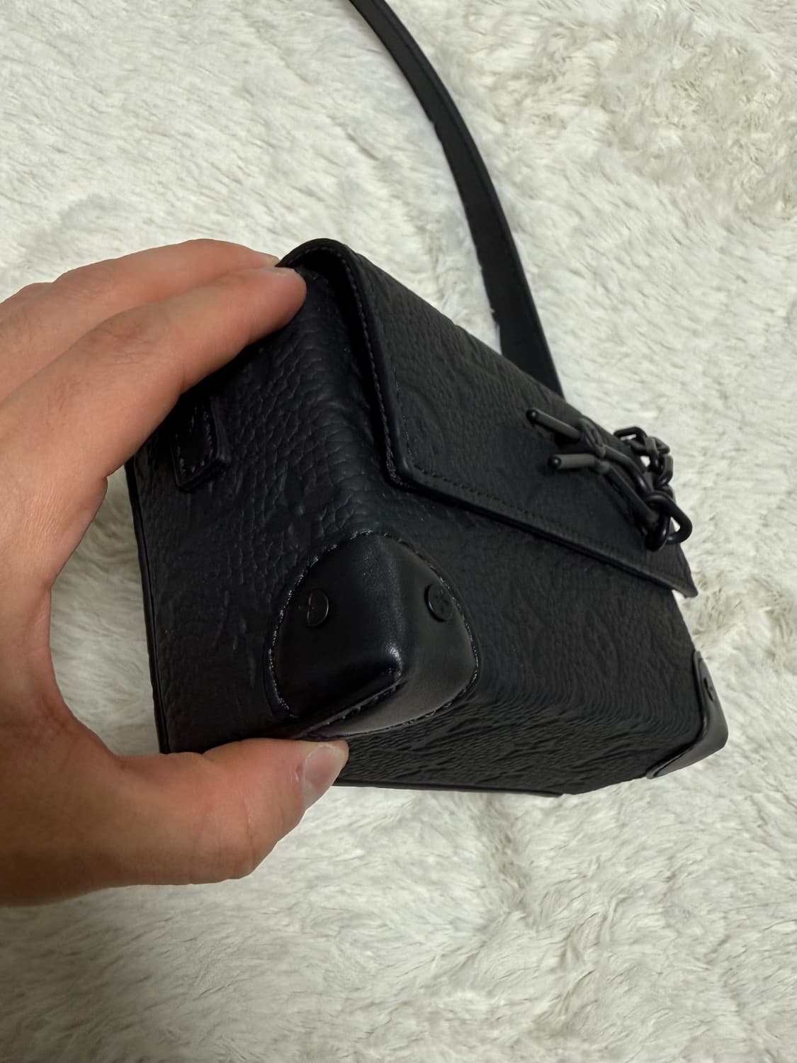 루이비통 스티머 웨어러블 월릿 상품이미지4