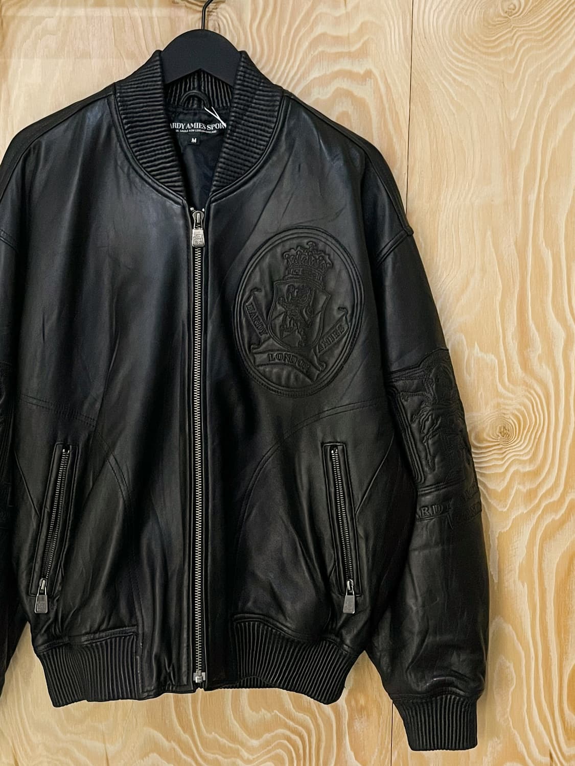 하디 에이미 스포츠 90's 재팬 스티치 엠브로이더드 레더 바시티 자켓 상품이미지5