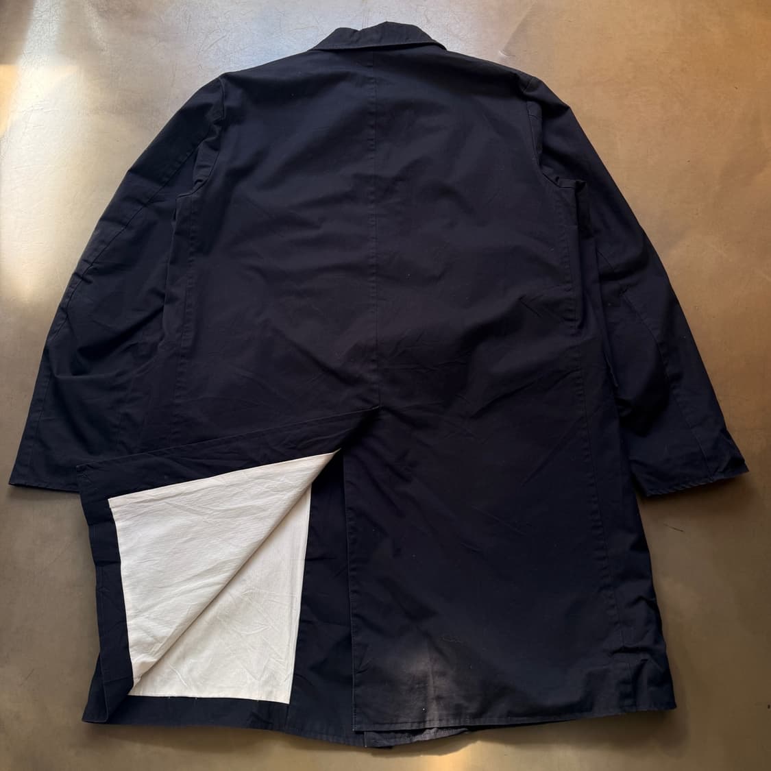 아본타지 블랙 코튼 싱글벤트 코트 MADE IN JAPAN 상품이미지4