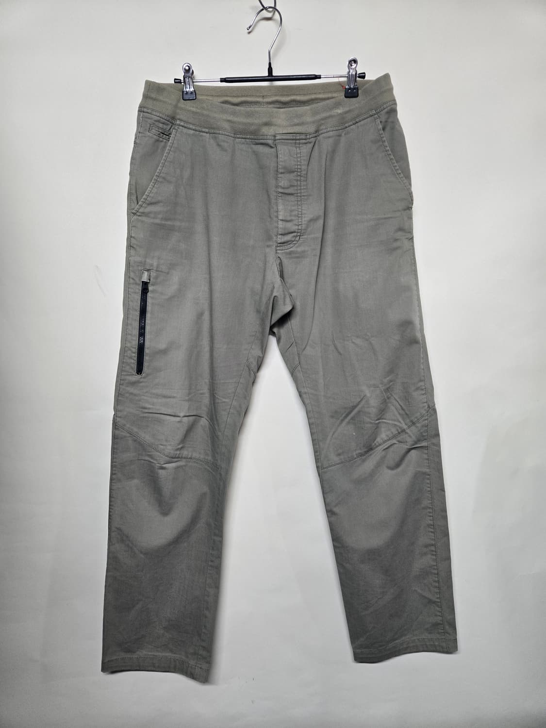 나이키 카키색 면바지 조거팬 스타일S 상품이미지1