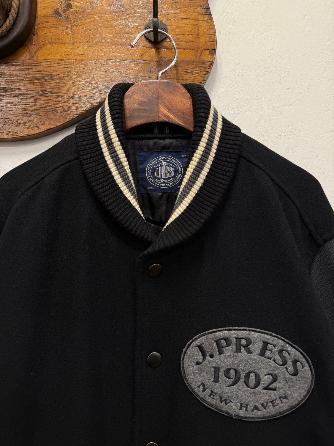(M) J.PRESS 제이프레스 Leather Arm Varsity Ja 상품이미지2