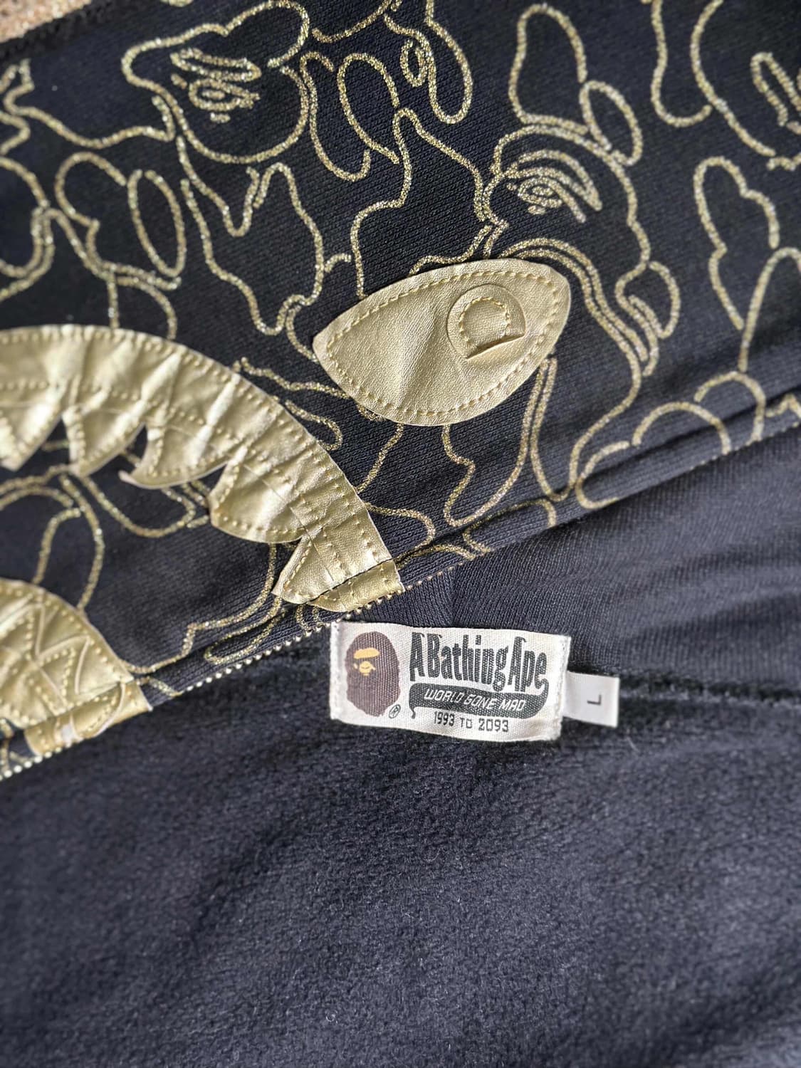 베이프 23주년 금장 후드집업 교신 상품이미지2