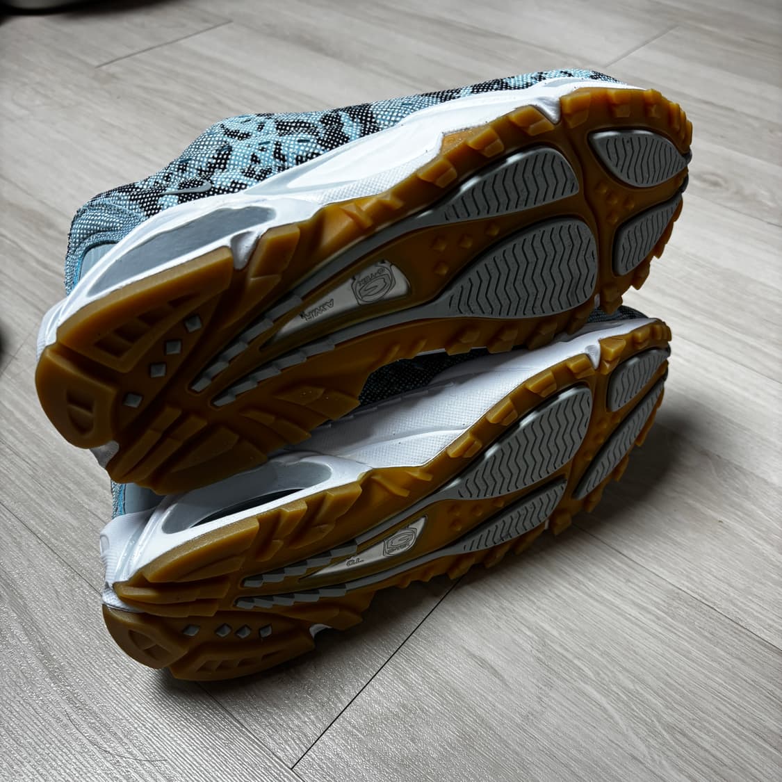 나이키 녹타 핫 스텝 에어 테라 라이트본 us7.5 상품이미지3