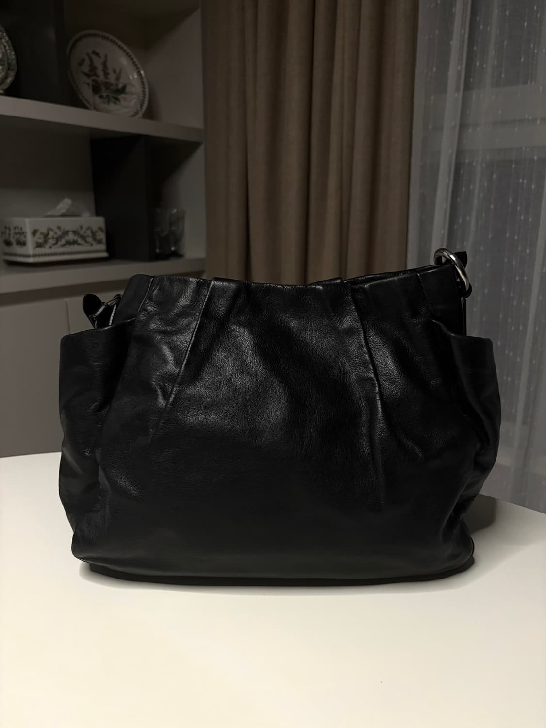 prada 프라다 카프스킨 호보백 상품이미지4