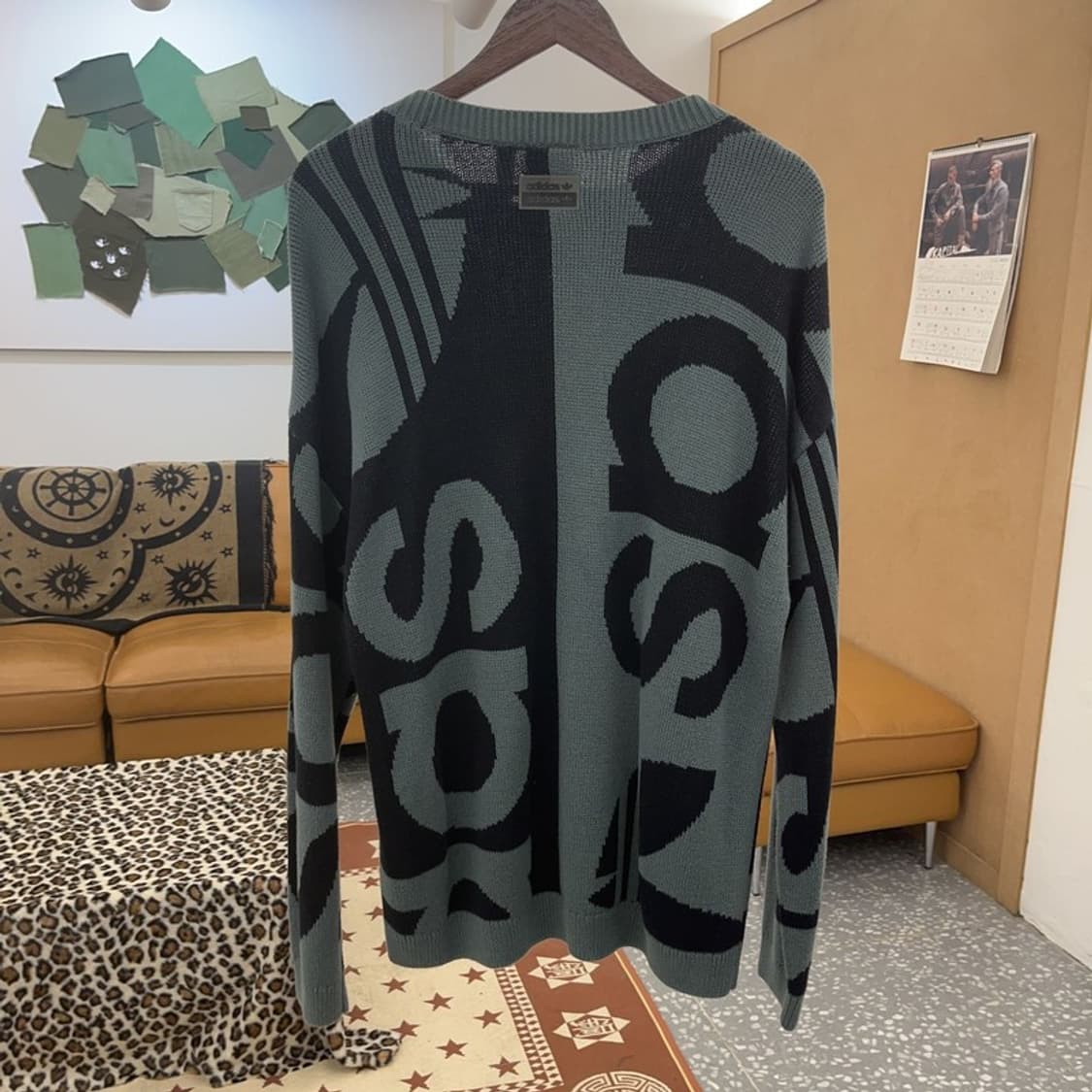 아디다스 오리지널스 스트릿 힙합 로고플레이 니트 L C08880 상품이미지4