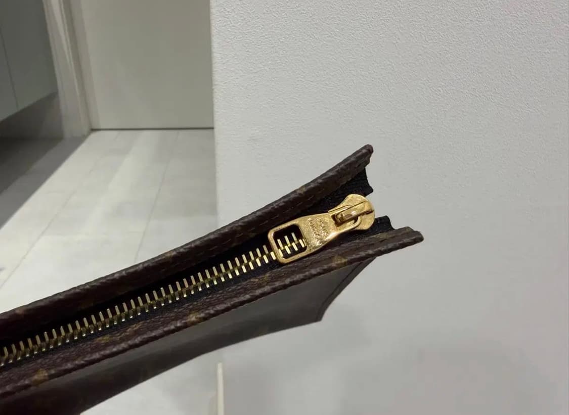 루이비통 포쉐트 토일렛 클러치 26 상품이미지3