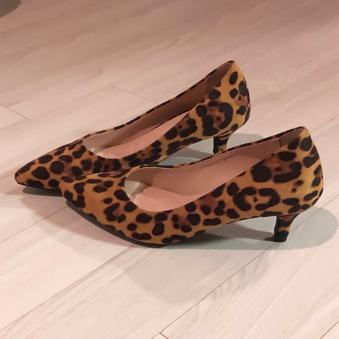 레오파드 펌프스 힐 상품이미지1
