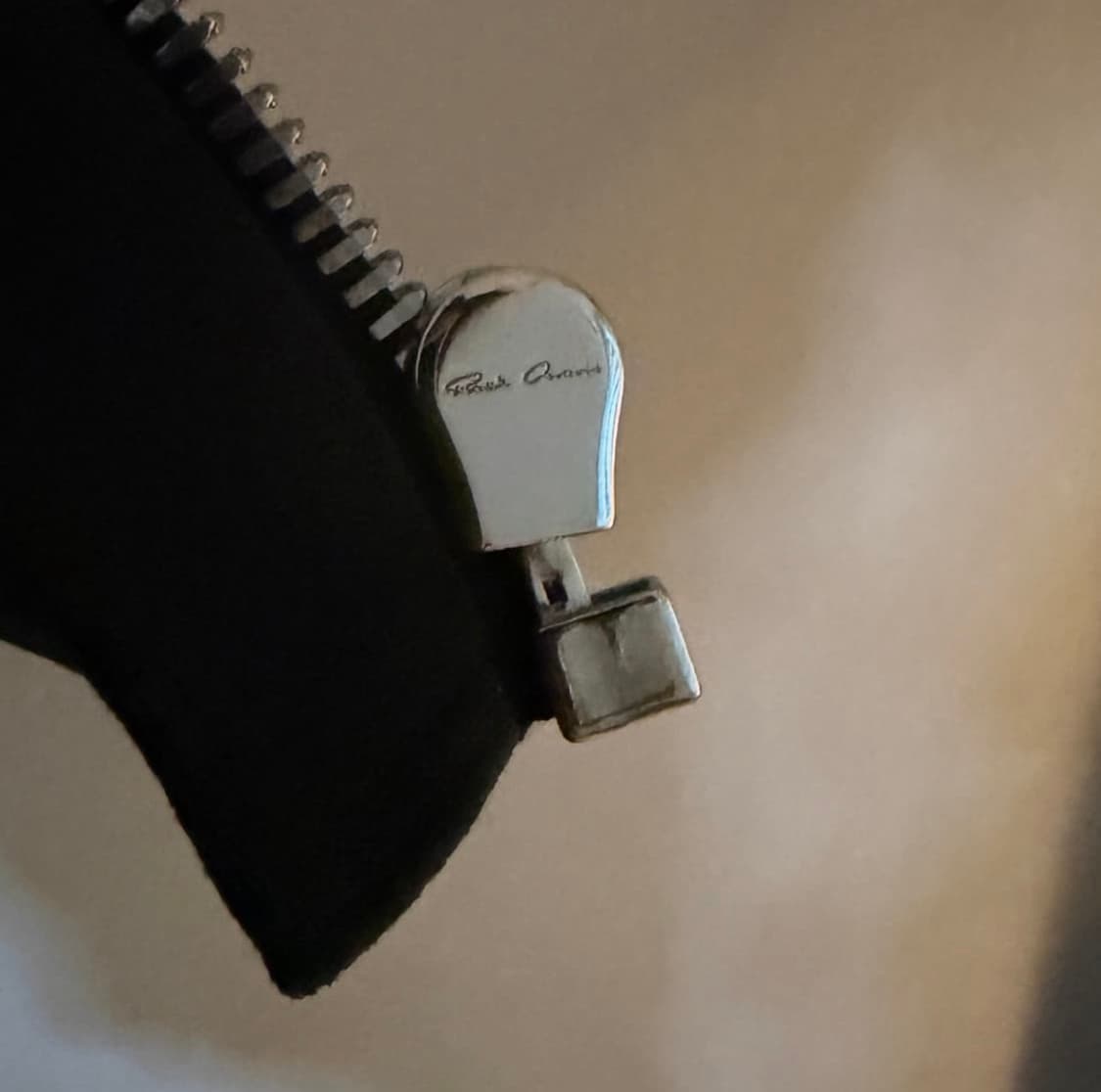 릭오웬스 20ss 토마스 하우즈아고 오버 블랙저지 m 상품이미지7