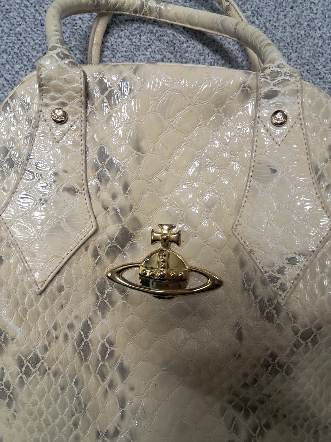 비비안웨스트우드 토드백 상품이미지3