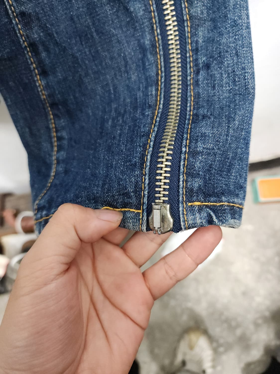 디스퀘어드2 지퍼 디테일 데님  상품이미지6