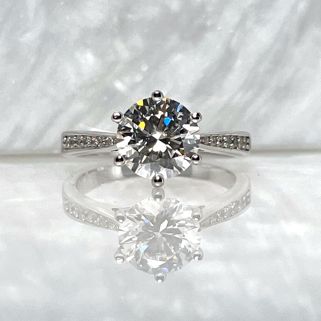 *새상품* 모이사나이트 브릴리언트 컷 헤일로 은반지 상품이미지1