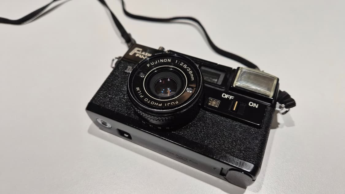 작례O 목측식의 근본 후지카 플래시 데이트 필름카메라 빈티지 필카 가방  상품이미지7