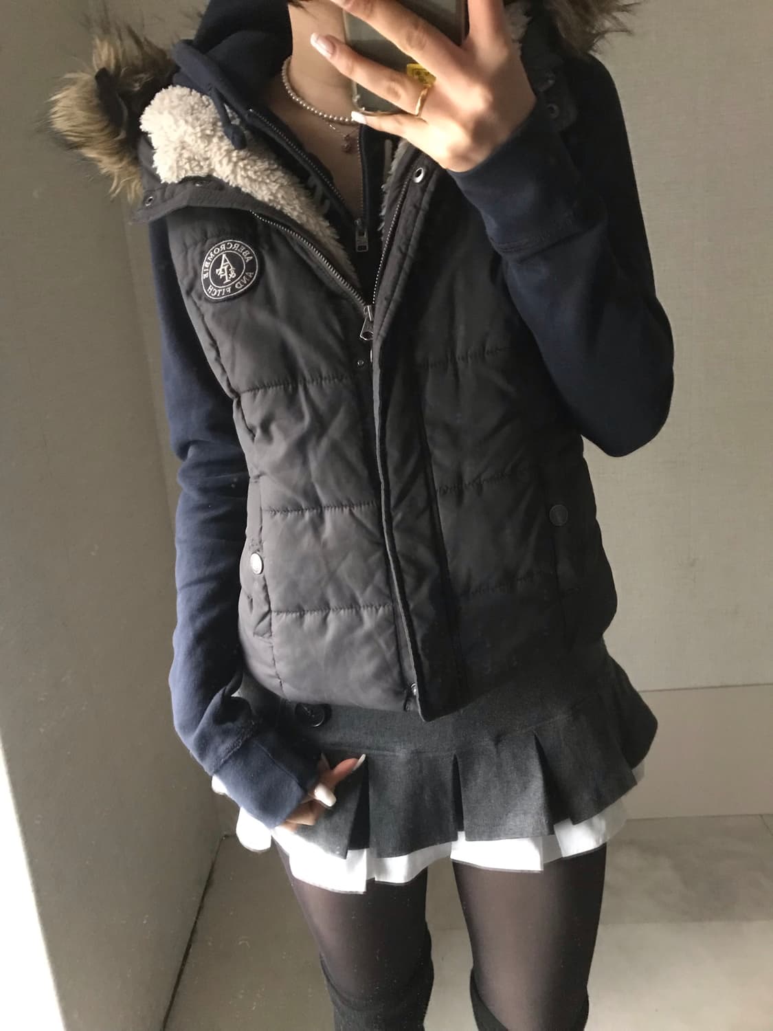 아베크롬비 그레이 울프죠 패딩조끼 상품이미지4