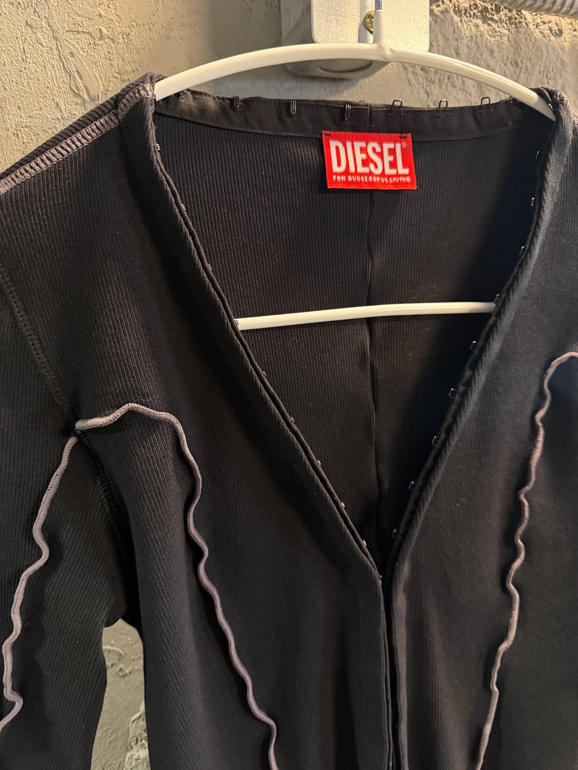 디젤 코르셋 훅 디테일 슬림 가디건 블랙 XS 상품이미지5