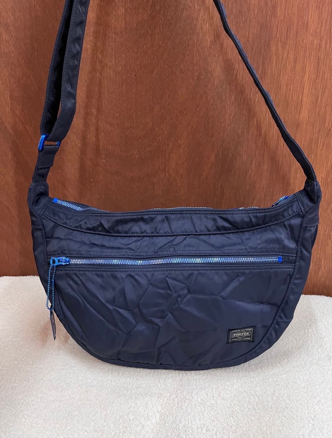 포터 러브앤피스 링클 크로스백 상품이미지1