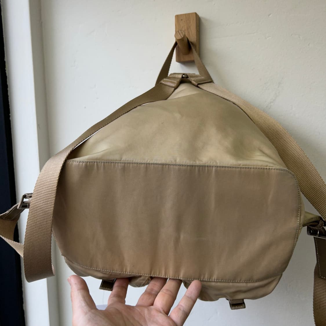 16267 - 프라다 나일론 베이지 백팩 상품이미지3