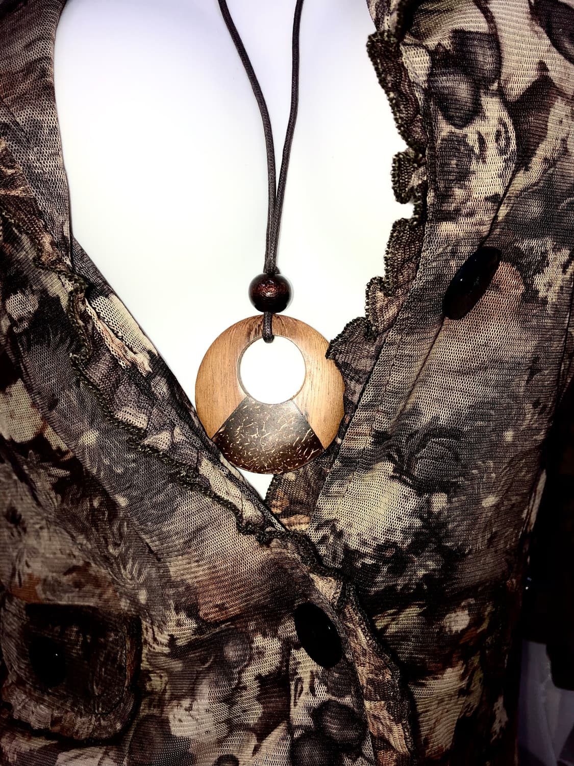 wood circle necklace 상품이미지1