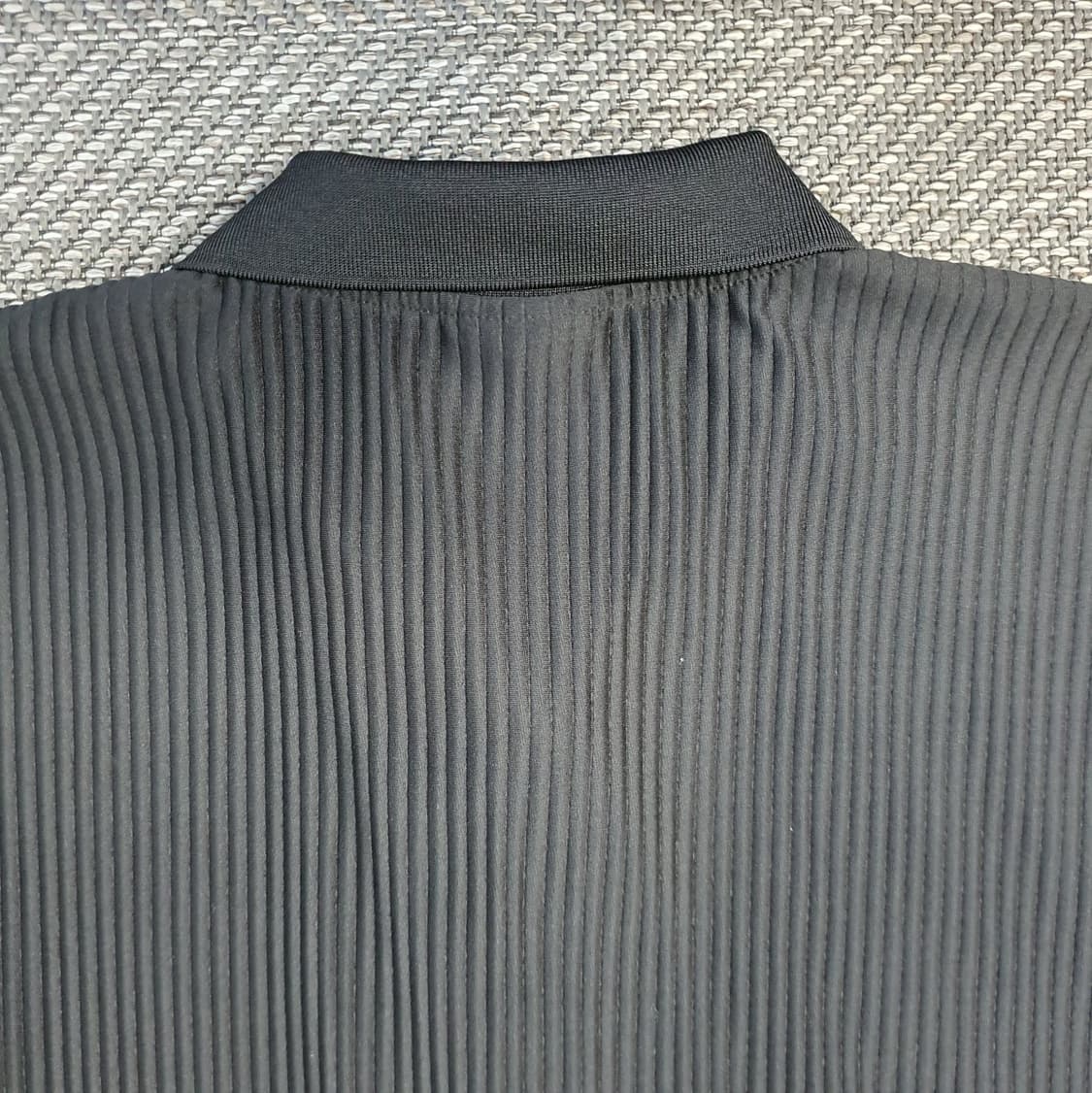 H&M 플리츠 오버핏 셔츠 남방 남자125 상품이미지5