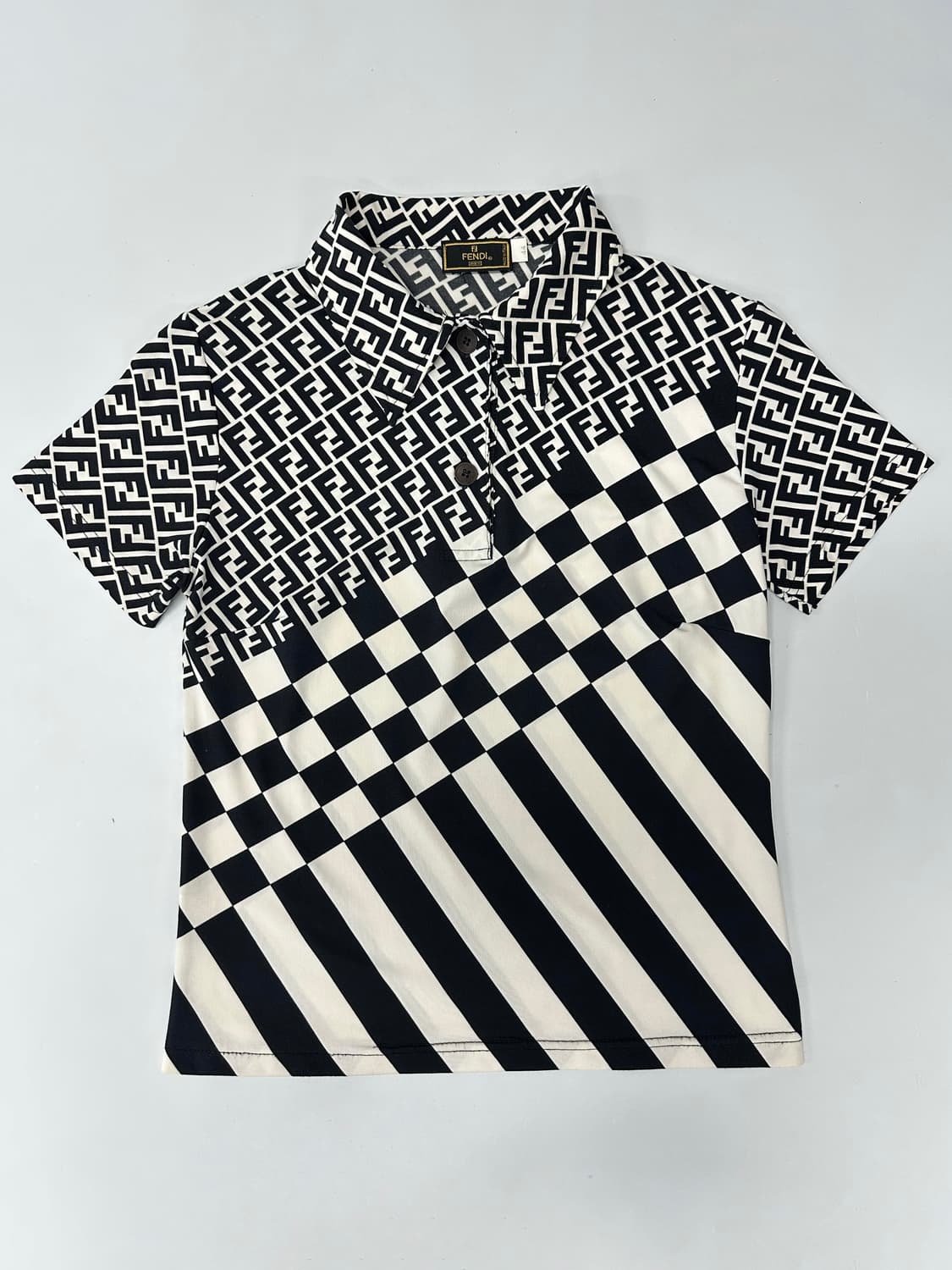 펜디 주카 로고 패턴 카라티 상품이미지1