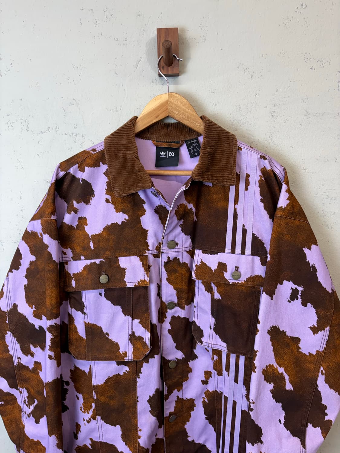 아디다스 X IVY PARK 데님 카우 프린트 자켓 상품이미지5