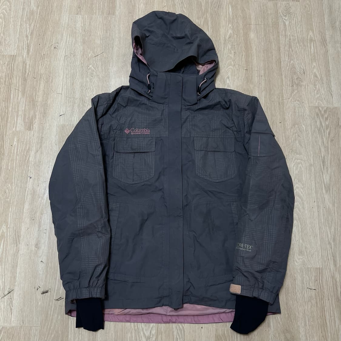 컬럼비아 여성 티타늄 고어텍스 바람막이 자켓 L/100  상품이미지1