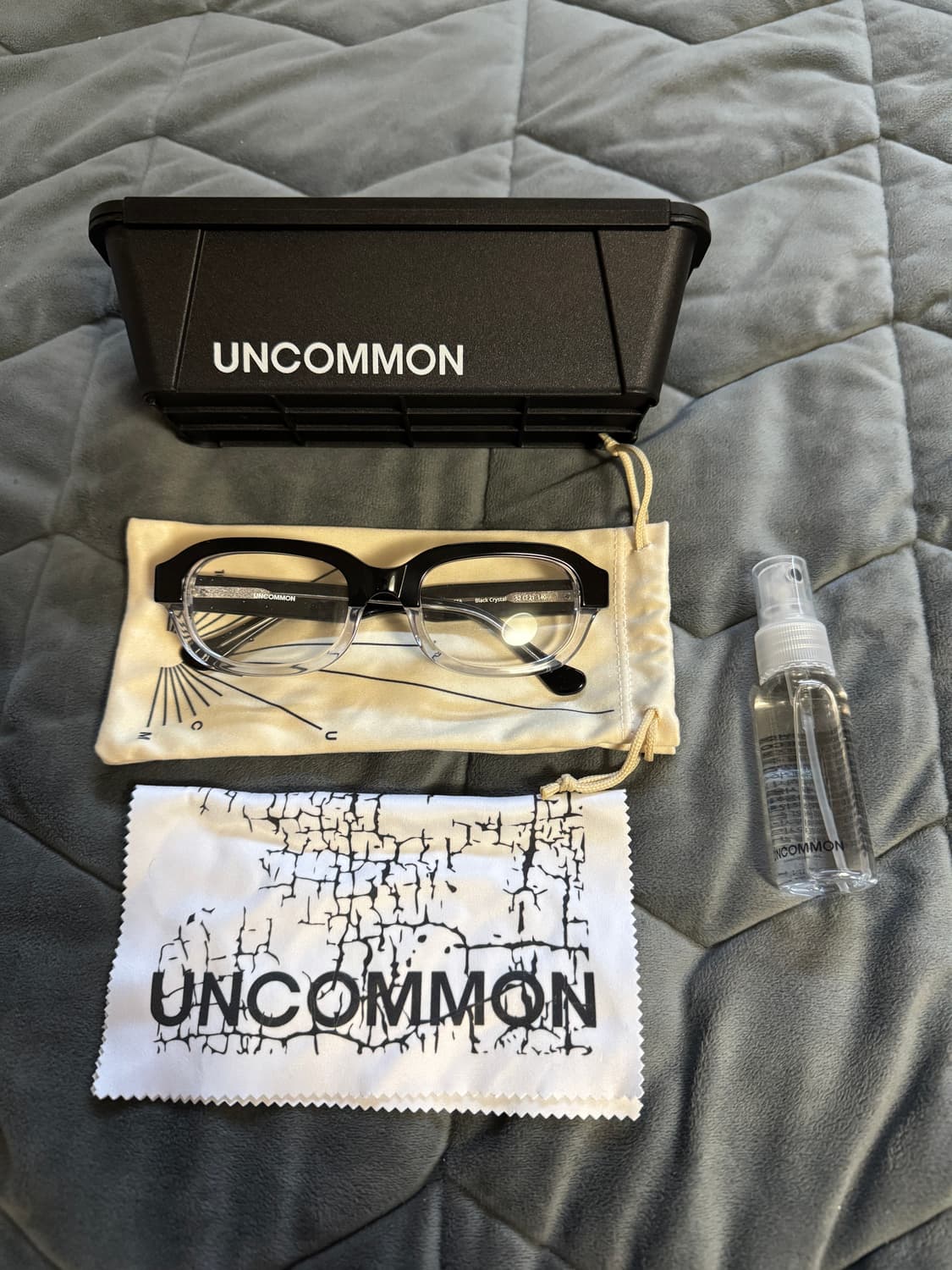 언커먼 아이웨어 x 바호 스튜디오 OCTA 상품이미지1