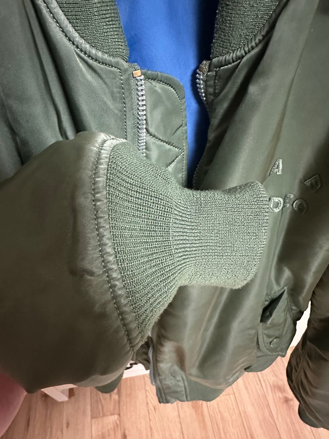 아이앱 X 알파인더스트리 그린/L size 상품이미지5