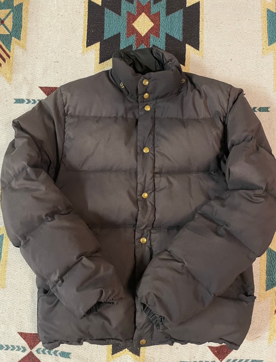 M 크레센트 다운웍스 클라시코 다운 상품이미지1